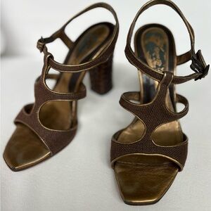 Kenneth Cole Brown Textured Heels